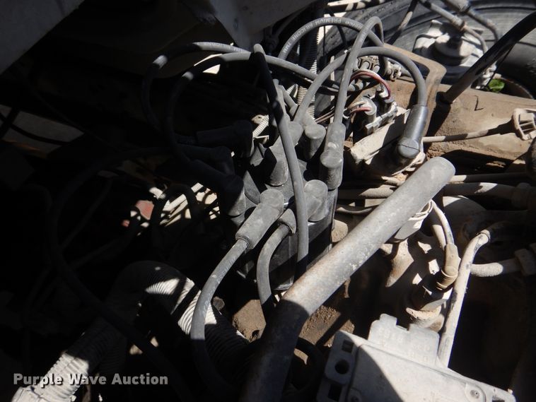 image for item DM7312 1998 Chevrolet C6500  flatbed truck