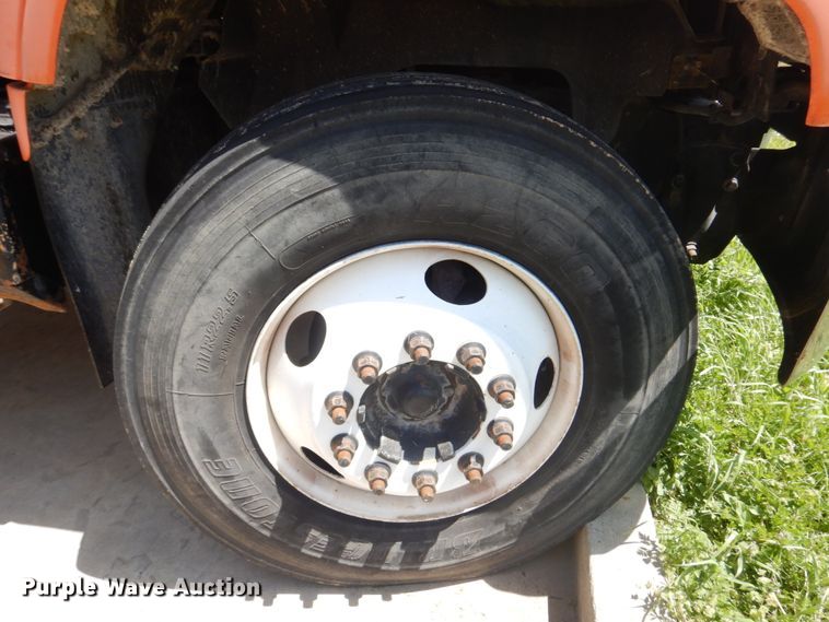 image for item DM7312 1998 Chevrolet C6500  flatbed truck