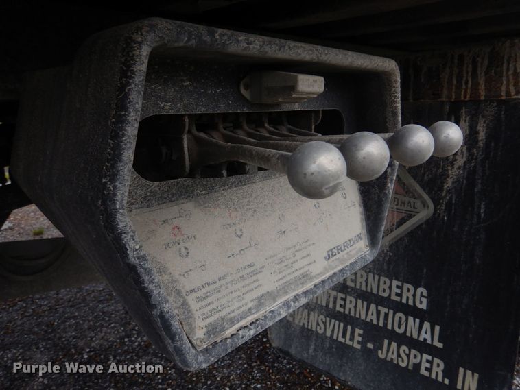 image for item DM7314 2007 International 4300  rollback truck