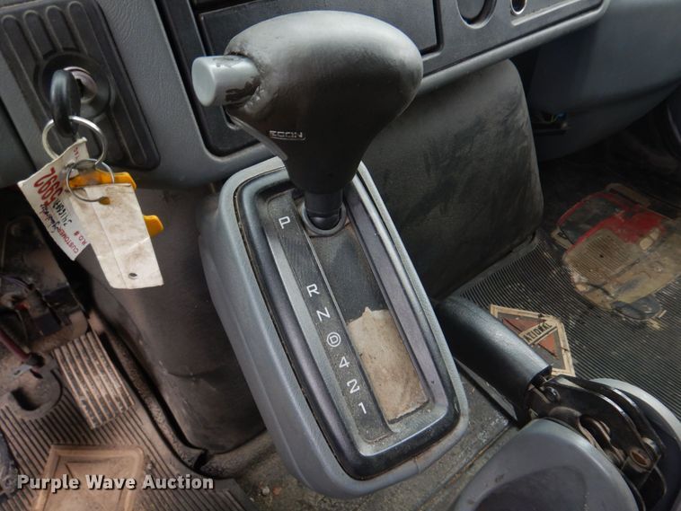 image for item DM7314 2007 International 4300  rollback truck