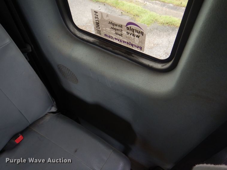 image for item DM7314 2007 International 4300  rollback truck