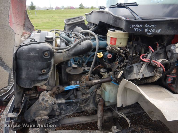 image for item DM7314 2007 International 4300  rollback truck