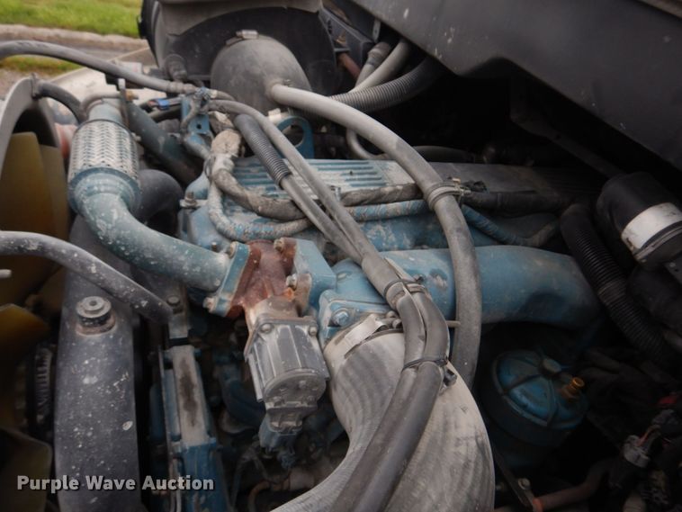 image for item DM7314 2007 International 4300  rollback truck