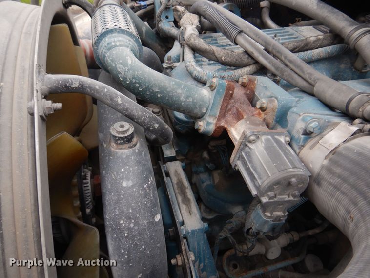 image for item DM7314 2007 International 4300  rollback truck