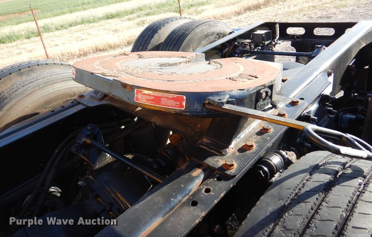 image for item DN0288 2012 Freightliner Cascadia 125  semi truck