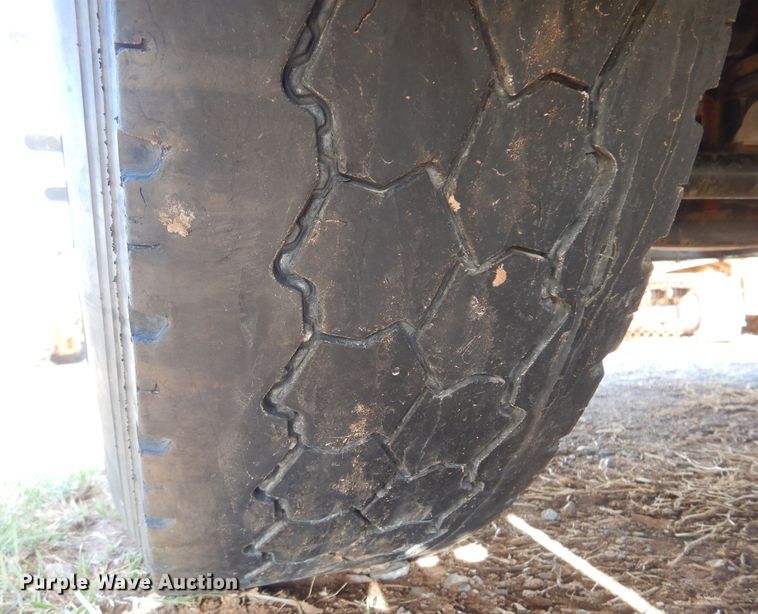 image for item DN0288 2012 Freightliner Cascadia 125  semi truck