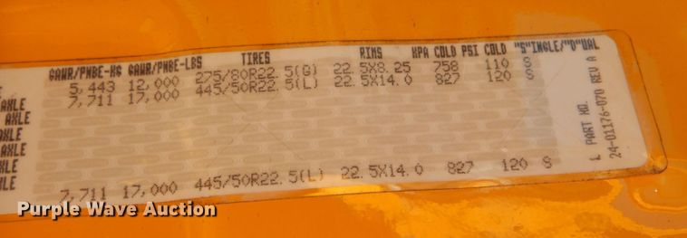 image for item DN0288 2012 Freightliner Cascadia 125  semi truck