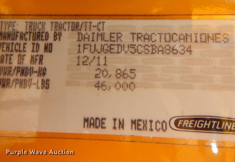 image for item DN0288 2012 Freightliner Cascadia 125  semi truck