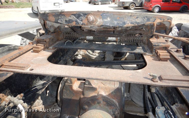 image for item DN7312 1997 Mack CH613  semi truck