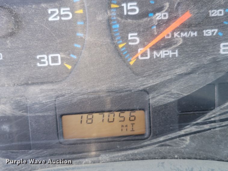 image for item DN7353 2003 International 4300  tow truck