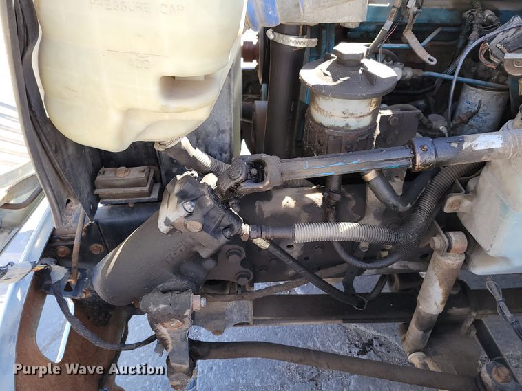 image for item DN7353 2003 International 4300  tow truck