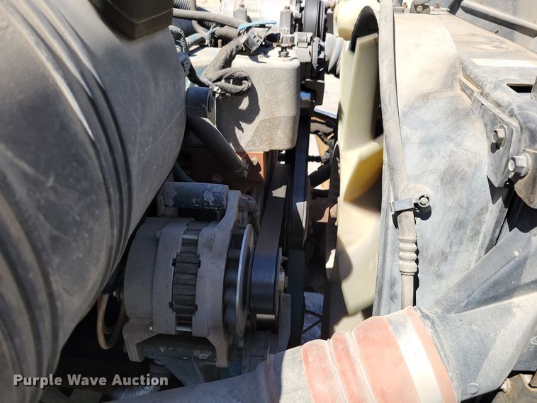 image for item DN7353 2003 International 4300  tow truck