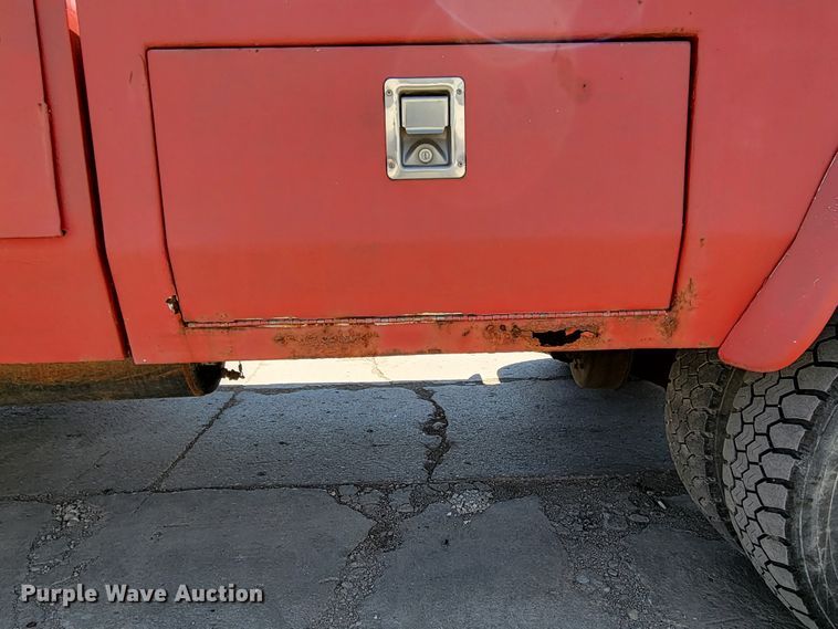 image for item DN7353 2003 International 4300  tow truck