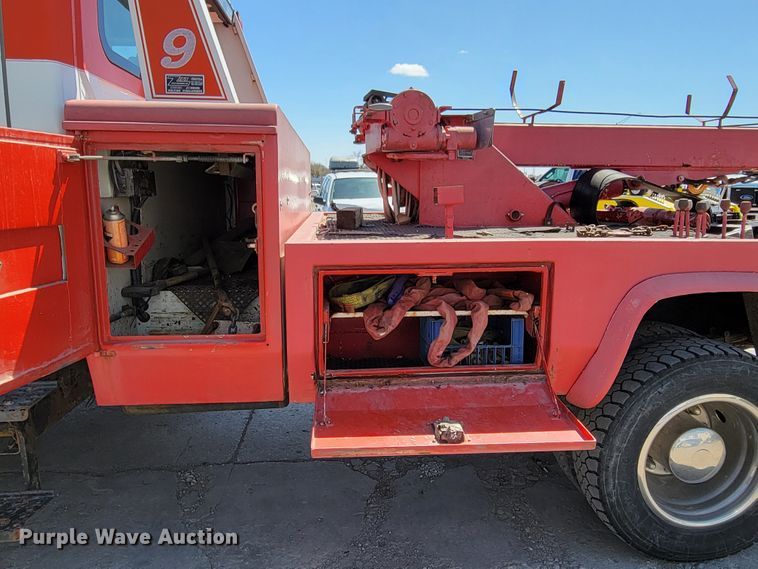 image for item DN7353 2003 International 4300  tow truck