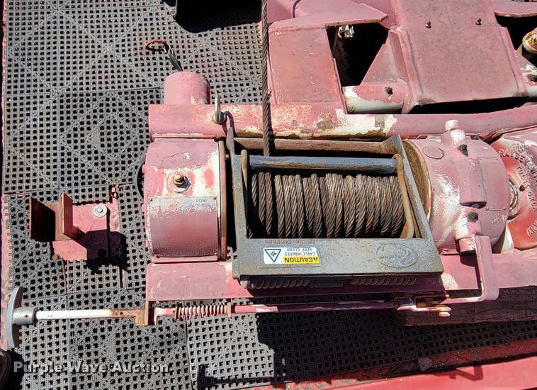 image for item DN7353 2003 International 4300  tow truck