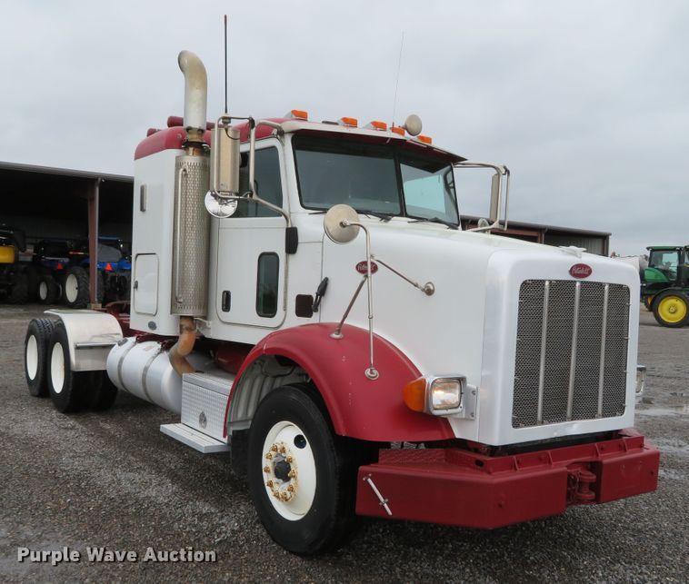 image for item DN7964 2008 Peterbilt 365  semi truck
