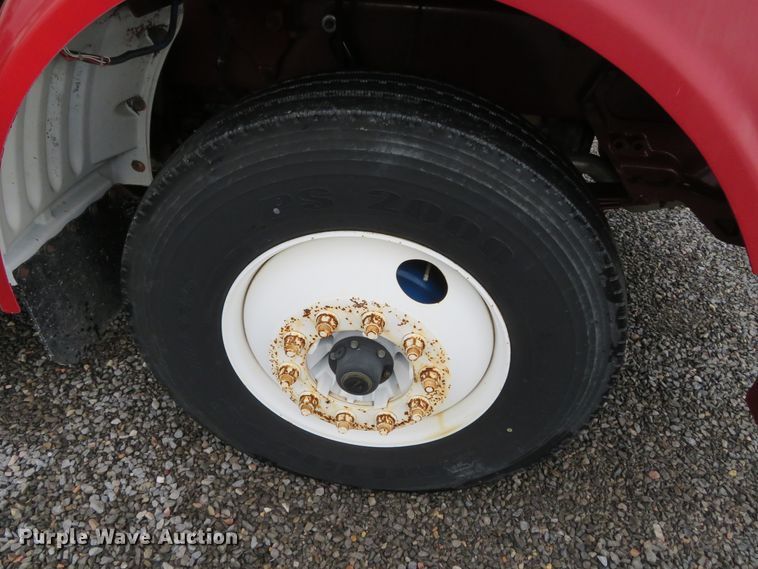 image for item DN7964 2008 Peterbilt 365  semi truck