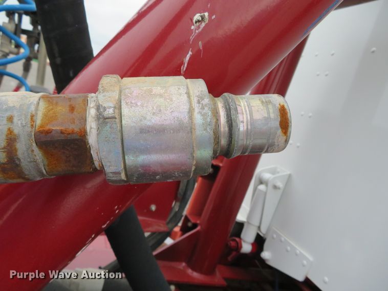 image for item DN7964 2008 Peterbilt 365  semi truck