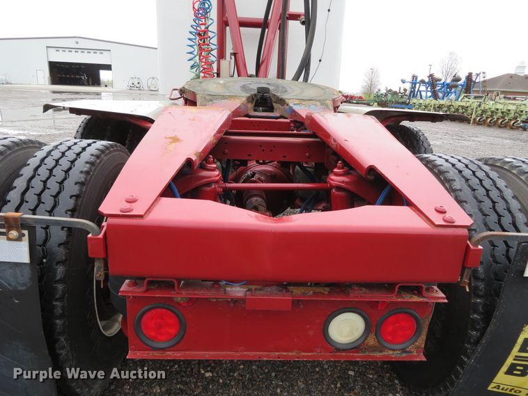 image for item DN7964 2008 Peterbilt 365  semi truck