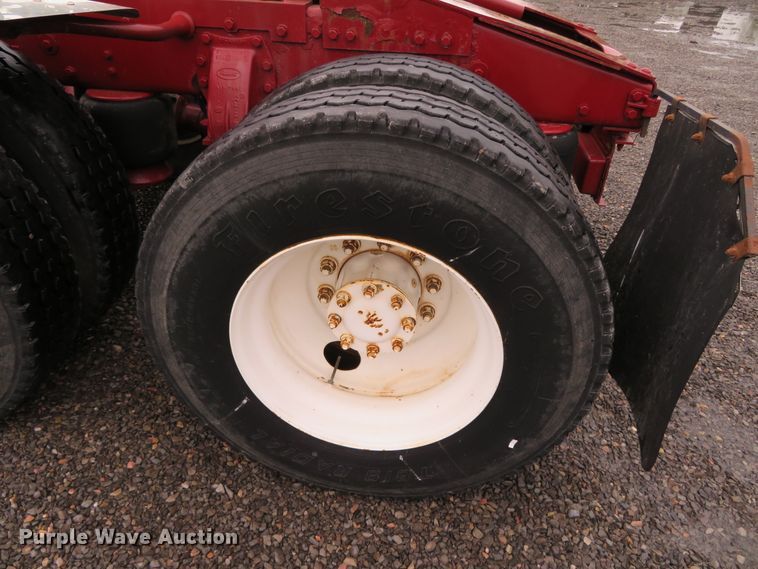 image for item DN7964 2008 Peterbilt 365  semi truck