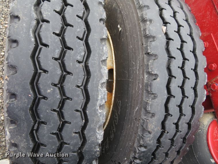 image for item DN7964 2008 Peterbilt 365  semi truck