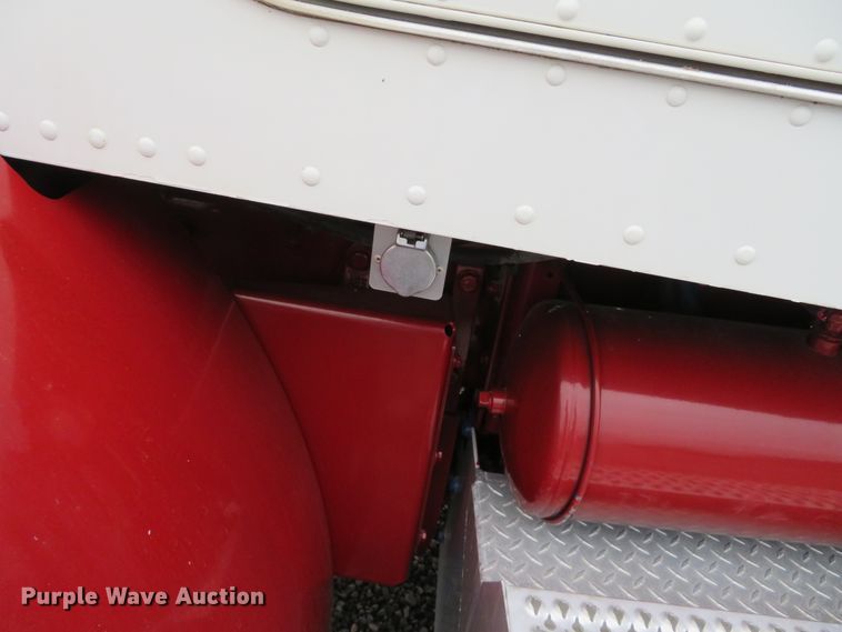 image for item DN7964 2008 Peterbilt 365  semi truck