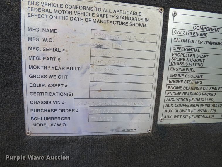 image for item DN7964 2008 Peterbilt 365  semi truck