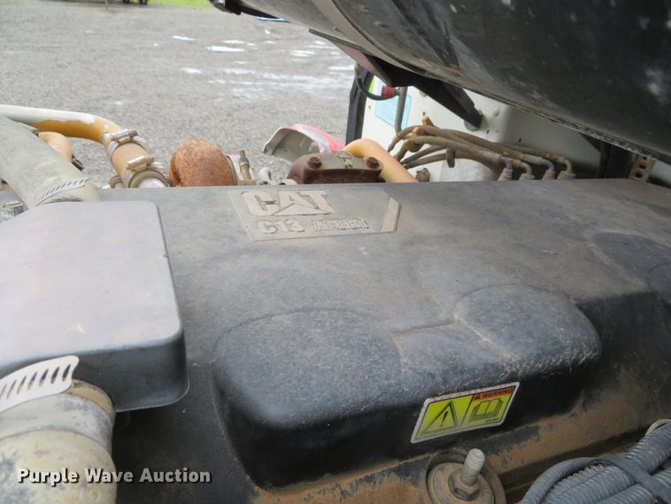 image for item DN7964 2008 Peterbilt 365  semi truck