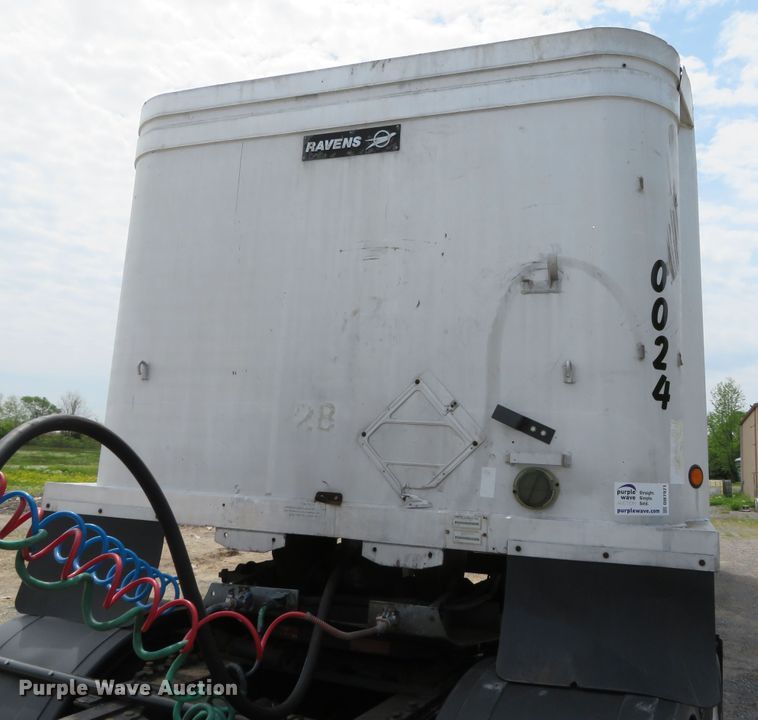 image for item DN7971 1996 Ravens  end dump trailer