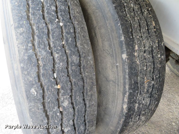 image for item DN7971 1996 Ravens  end dump trailer