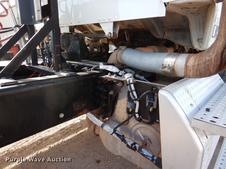 image for item DP3969 2015 Freightliner 114SD  semi truck