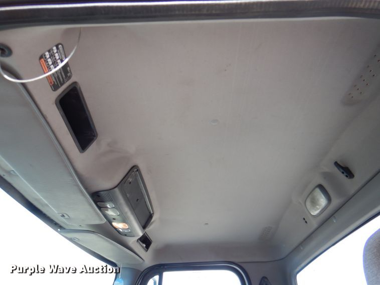 image for item DP3969 2015 Freightliner 114SD  semi truck