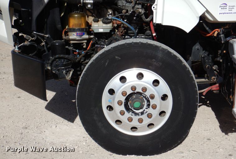 image for item DP3969 2015 Freightliner 114SD  semi truck