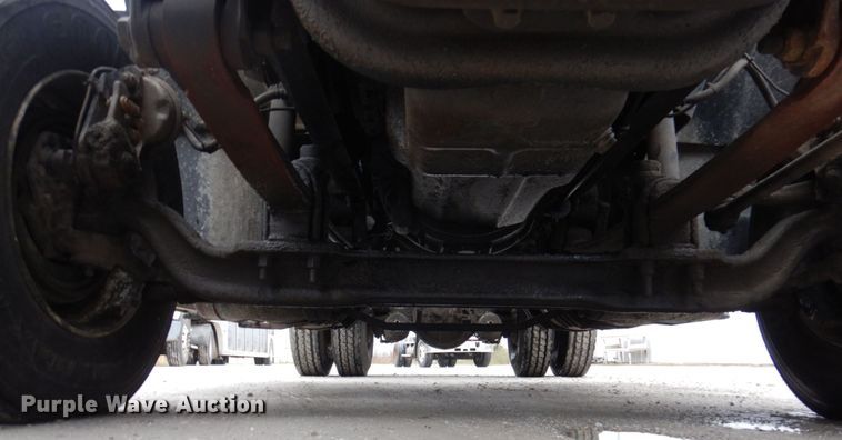 image for item DP5433 2003 Mack CH600  semi truck