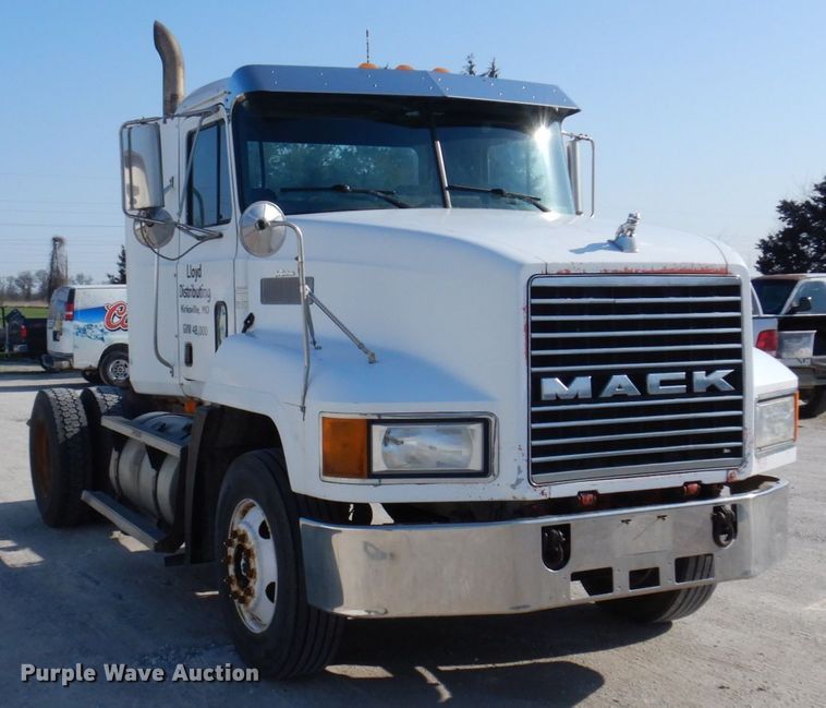 image for item DP5434 1998 Mack CH612  semi truck