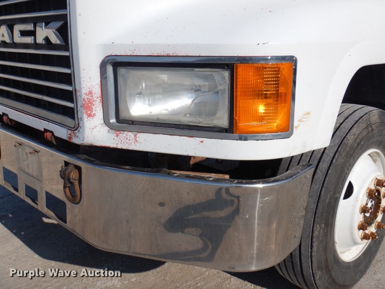 image for item DP5434 1998 Mack CH612  semi truck