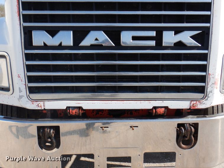 image for item DP5434 1998 Mack CH612  semi truck