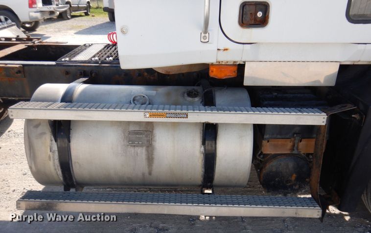 image for item DP5434 1998 Mack CH612  semi truck