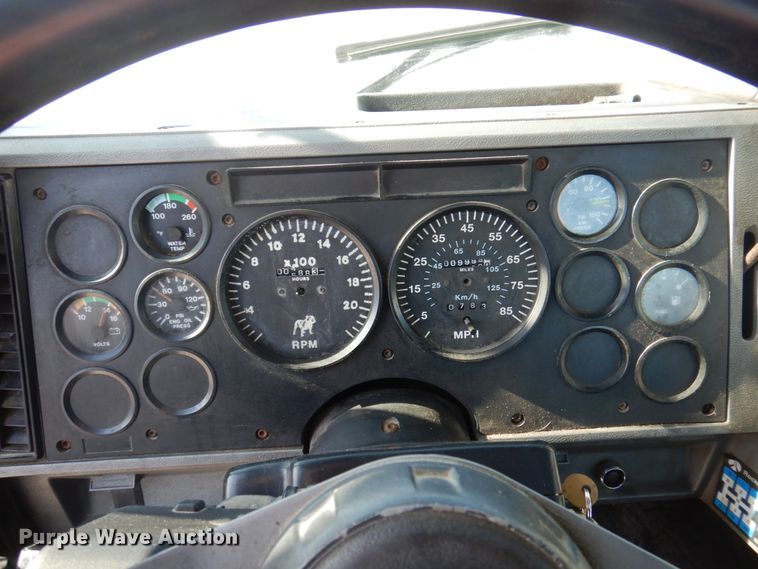 image for item DP5434 1998 Mack CH612  semi truck