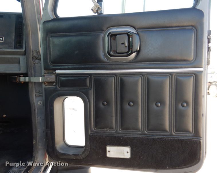 image for item DP5434 1998 Mack CH612  semi truck