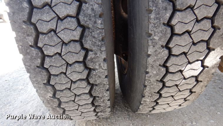 image for item DP5434 1998 Mack CH612  semi truck