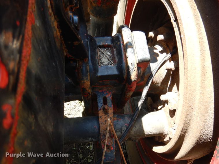 image for item DP5441 2000 Freightliner FL70  semi truck