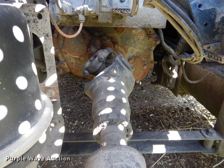 image for item DP5442 2005 International 8600  semi truck