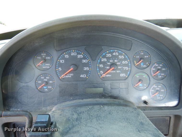 image for item DP5442 2005 International 8600  semi truck