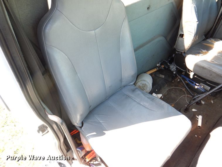 image for item DP5442 2005 International 8600  semi truck