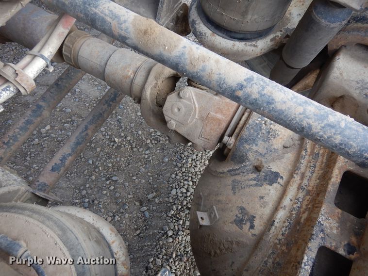 image for item DR1152 1996 Kenworth T800  semi truck