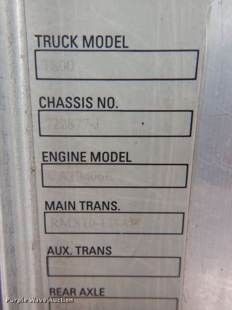 image for item DR1152 1996 Kenworth T800  semi truck