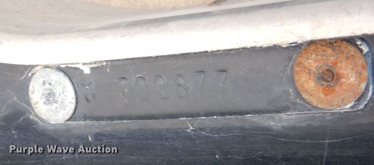 image for item DR1152 1996 Kenworth T800  semi truck