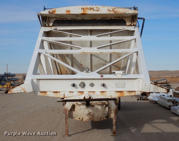 image for item DR1153 2004 Manac  bottom dump trailer