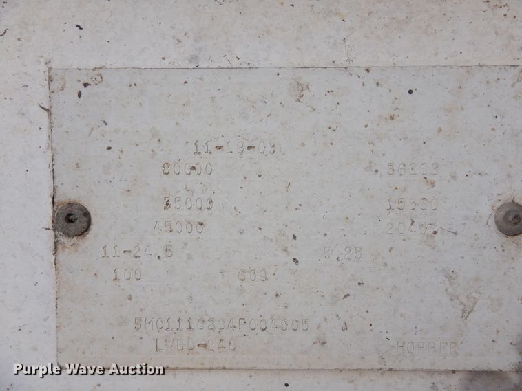 image for item DR1153 2004 Manac  bottom dump trailer